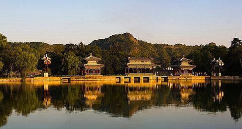 《死亡空间：重制版》发布升级档 修复部分卡顿问题